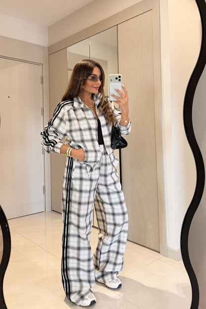 Norden Plaid Pattern Set with Stripe Detail