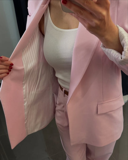 Oversize blazer, mom fit Trouser suit