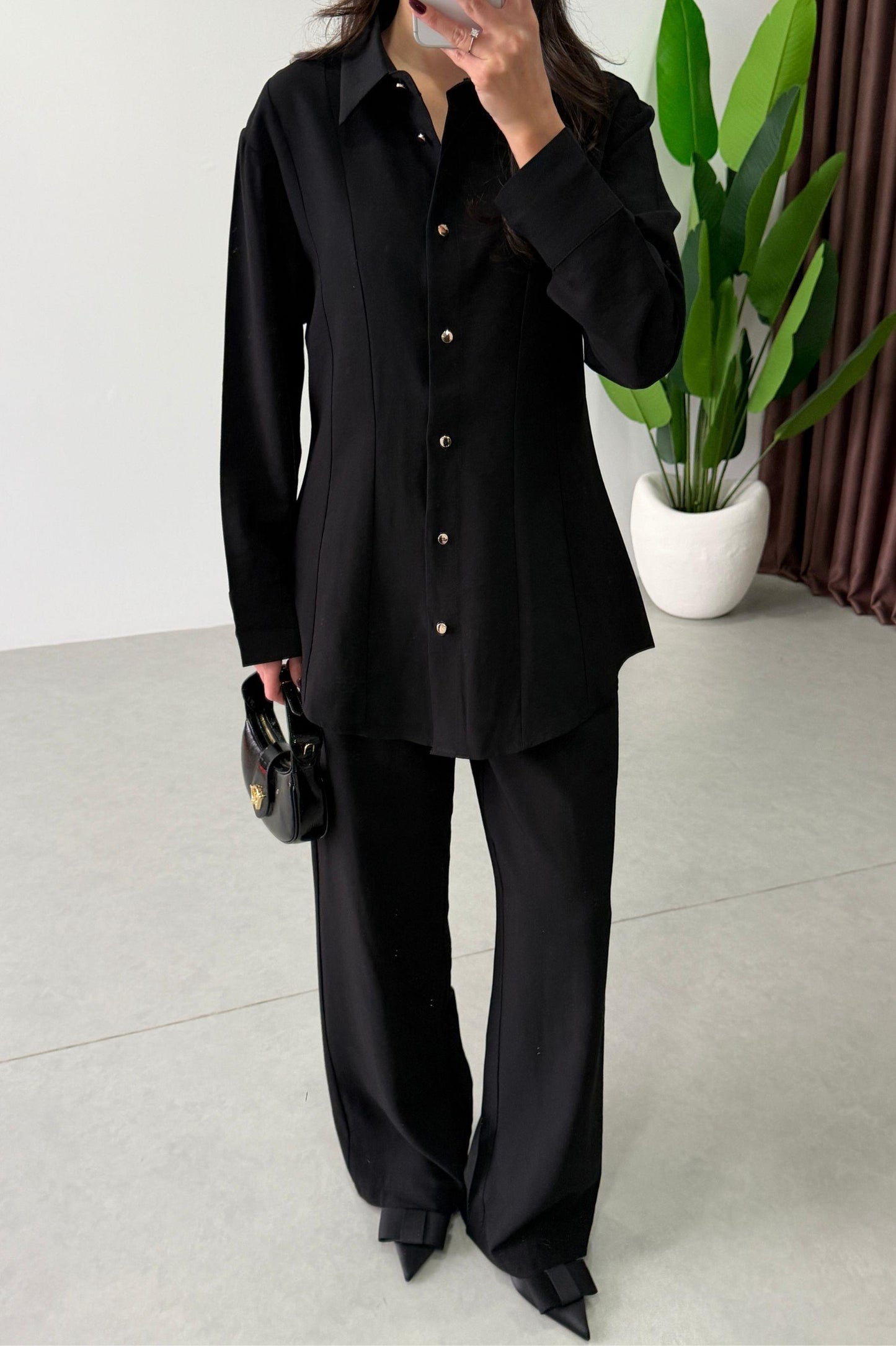 Renza black Waist-Fit shirt and Trousers Set