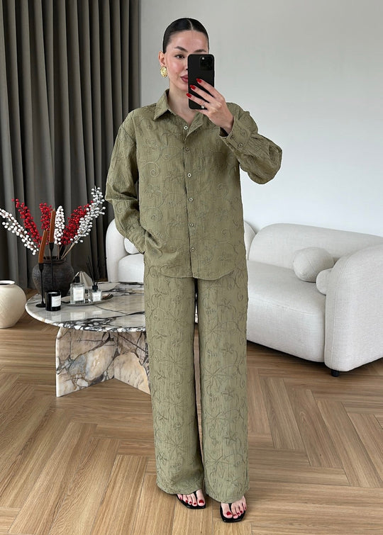 Textured Co-Ord Set with Relaxed Shirt and Wide-Leg Pants