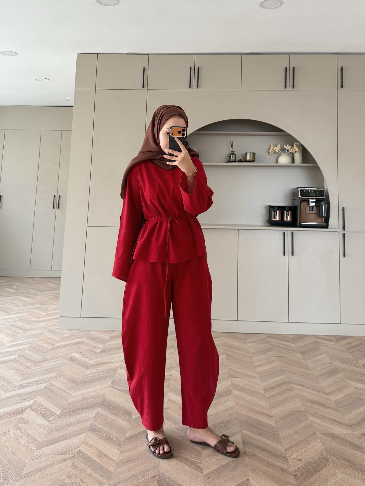 Belted blouse with barrel leg trouser linen set-red