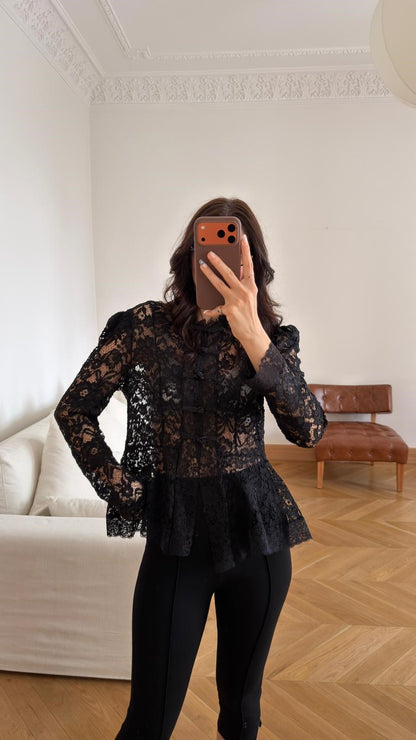 Zra model lace shirt