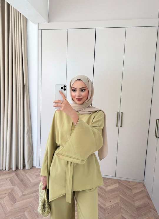 Asymmetric wide sleeve belted top ,waistband wide leg Set - kiwi  GREEN