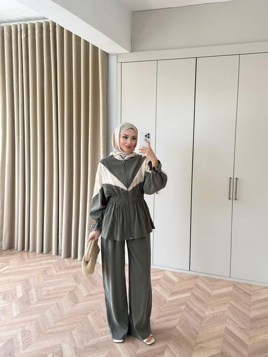 Contrast parachute fabric tracksuit
