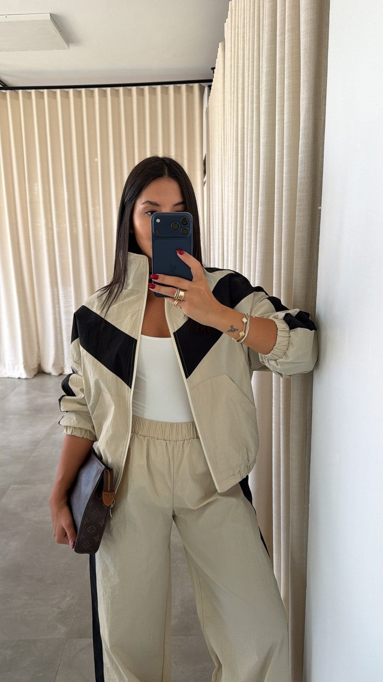 Contrast parachute fabric tracksuit - beige