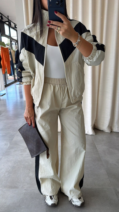 Contrast parachute fabric tracksuit - beige