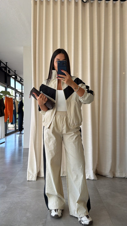 Contrast parachute fabric tracksuit - beige