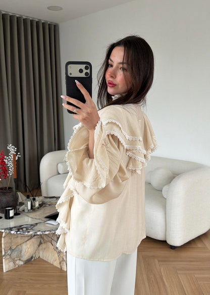 Willma Ruffled Shirt -brown