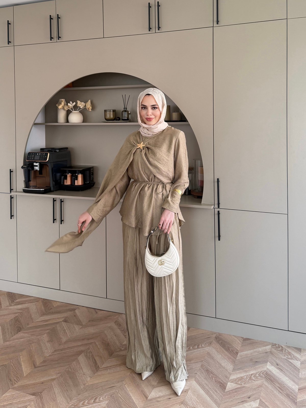 Khaki starfish brooch cape detail muslin trouser set