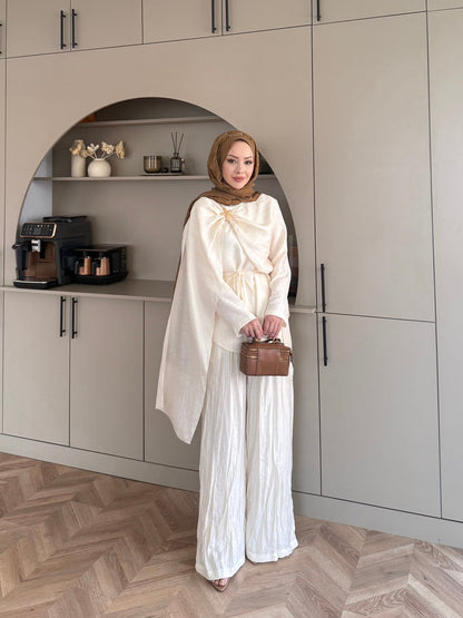Beige starfish brooch cape detail muslin trouser set