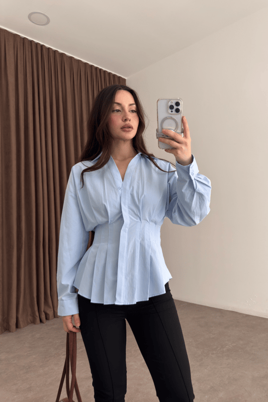 Zara Model Pleated Waist-Fit Shirt