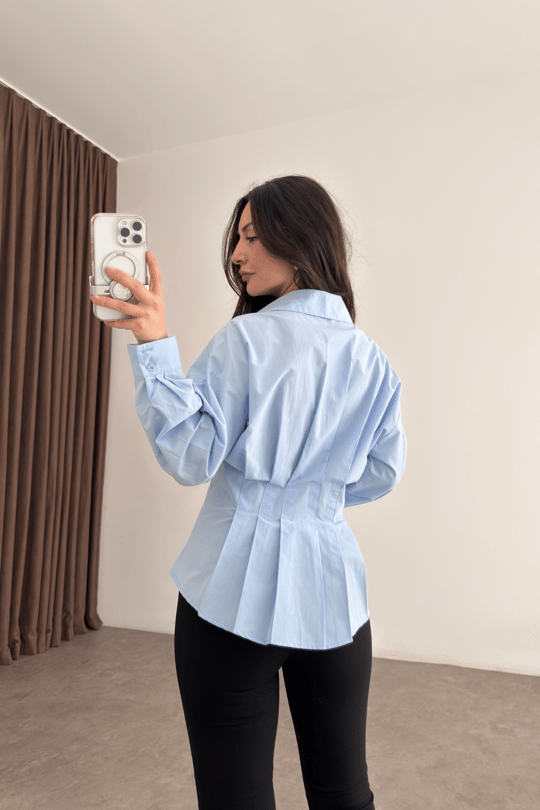 Zara Model Pleated Waist-Fit Shirt